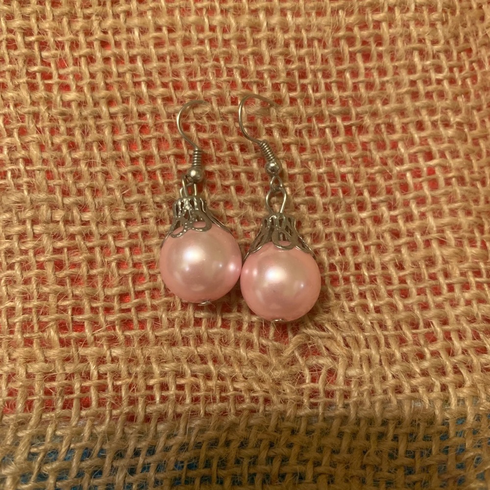 Pink Earrings (add to any bundle for $5!)